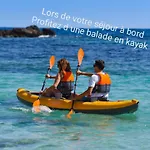 Stlocavoile 2, Seuls A Bord D Un Voilier Dans Le Golfe *