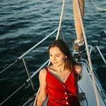 Stlocavoile 2, Seuls A Bord D Un Voilier Dans Le Golfe *