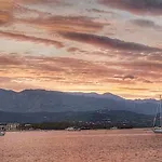 Stlocavoile 2, Seuls A Bord D Un Voilier Dans Le Golfe Úszó hotel