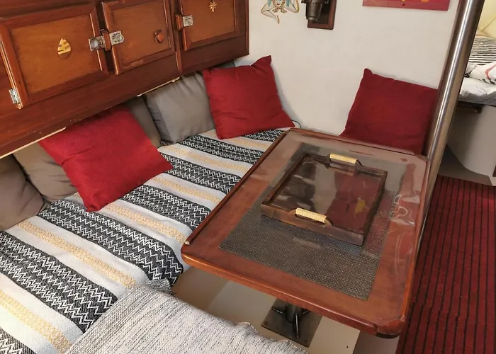 Stlocavoile 2, Seuls A Bord D Un Voilier Dans Le Golfe Porto-Vecchio